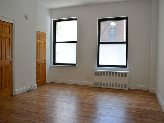 2nd image of 36 Clark St APT 1C