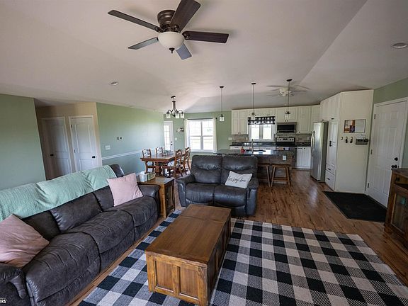 3rd image of 2141 145th St