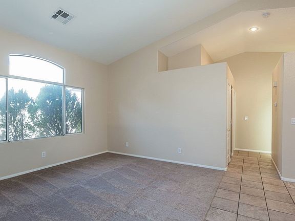 3rd image of 1015 Desert Retreat Ct