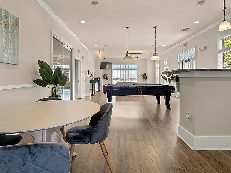 Ansley Place — Photo 15