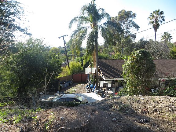 3rd image of 1232 Bonnie Cove Ave