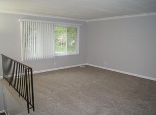 11425 Osage St NW, Coon Rapids, MN 55433