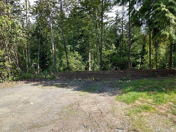 5th image of 7746 185th Ave E