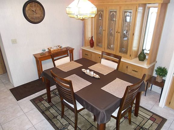 5th image of 4716 10th Street Ct E #94
