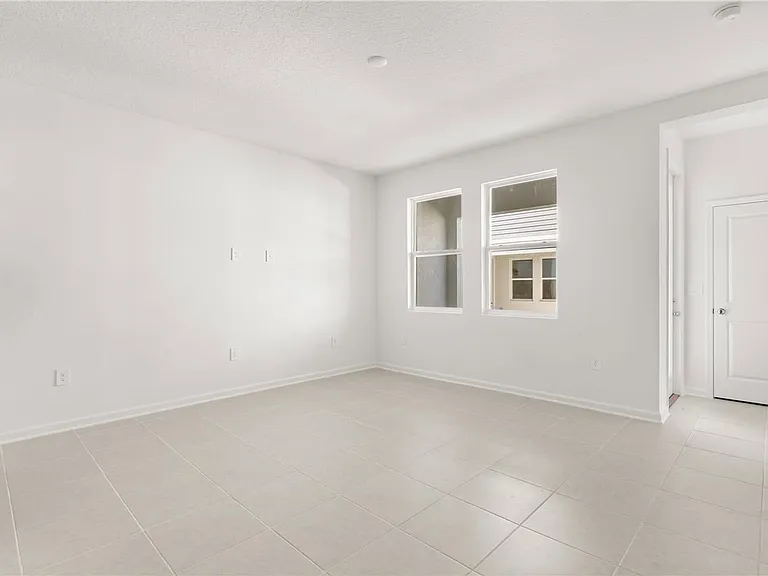 3126 Kurtz Ter — Photo 7
