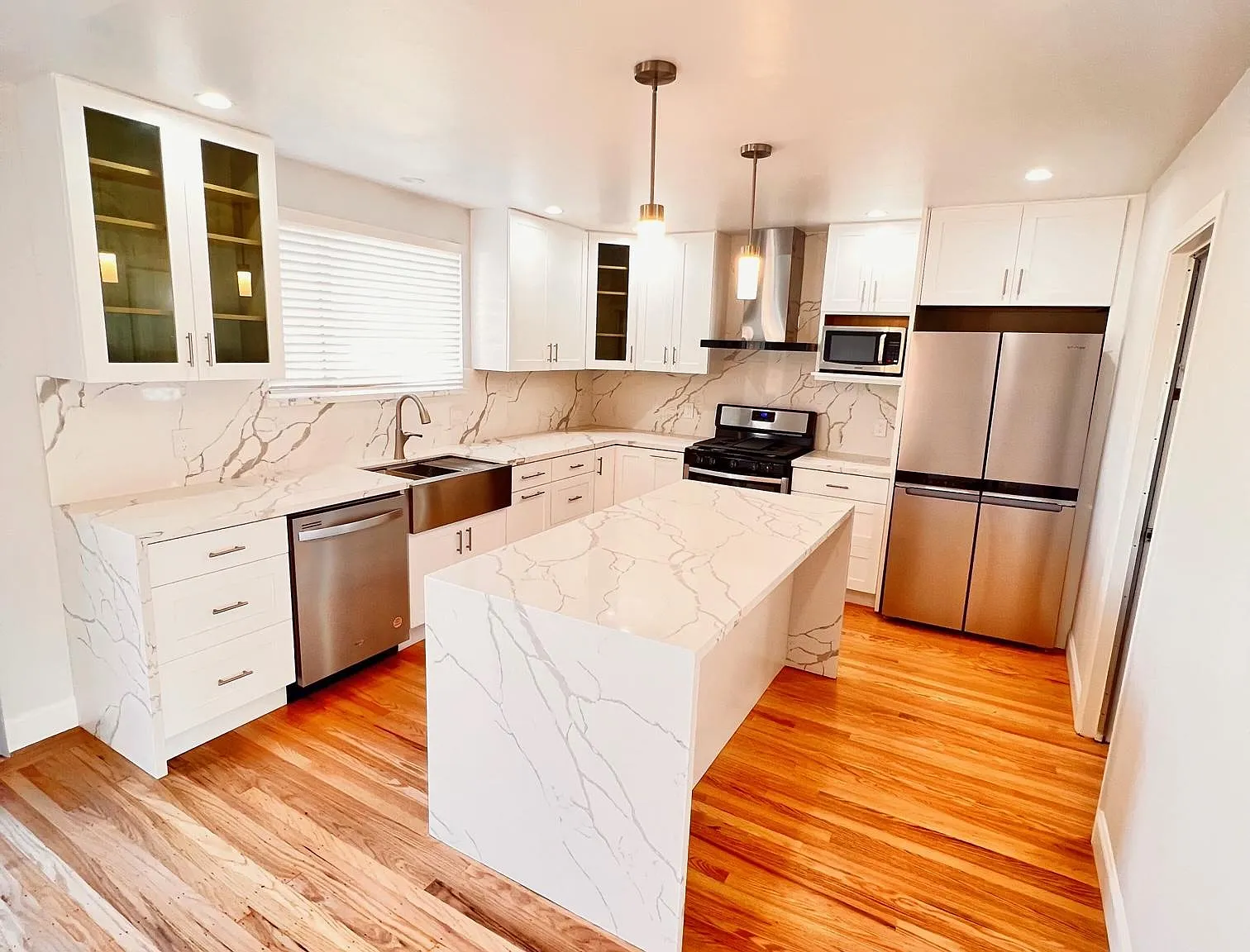 4 bed, 1620 sqft, $6,500 — Photo 3