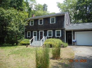 3 Peirce Ln, Middleboro, MA 02346