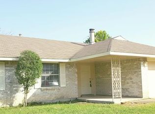 338 Clearfield Dr, Garland, TX 75043