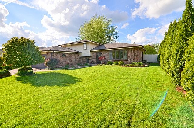 1st image of 7414 Tiffany Dr