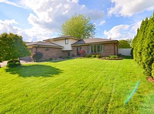 7414 Tiffany Dr, Orland Park, IL