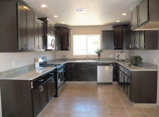 1203 Filipino Ave, Alamogordo, NM 88310