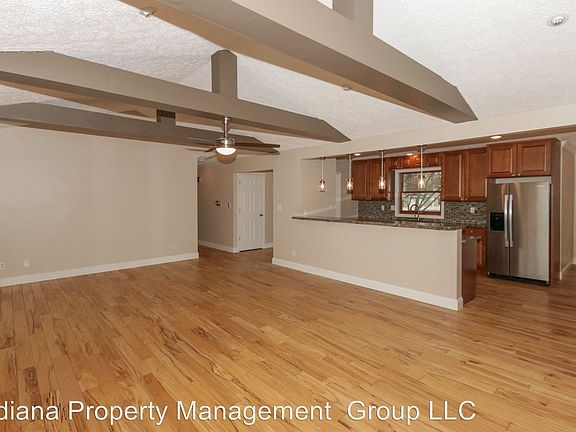 5th image of 9651 Copley Dr
