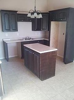 2nd image of 172 Ellsworth