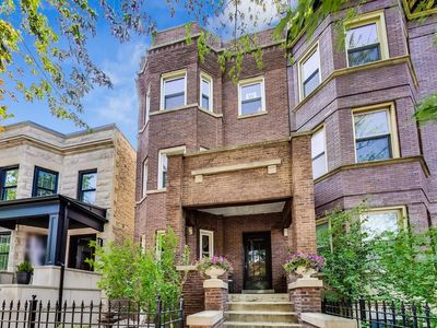 3760 N Wayne Ave, Chicago, IL, 60613