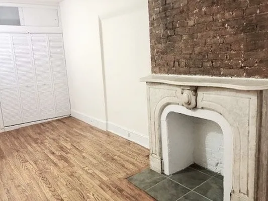 Rented by City Connections Realty | media 18