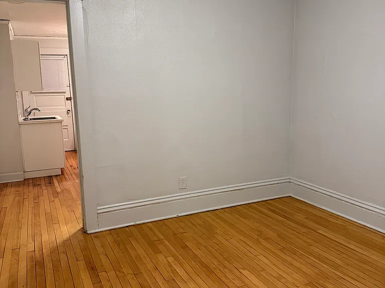 1315 Drake St #3 — Photo 3