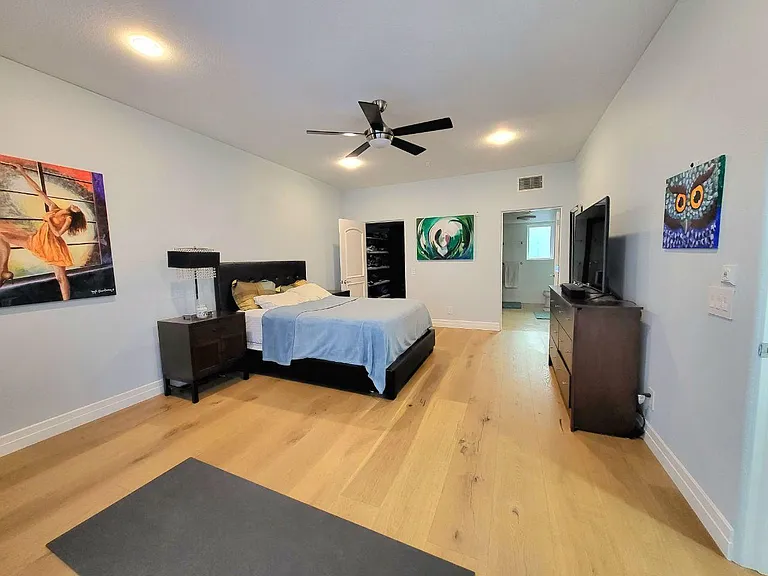 851 N San Vicente Blvd #117 — Photo 19