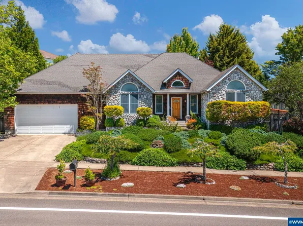 3389 NW Glenridge Dr, Corvallis, OR 97330