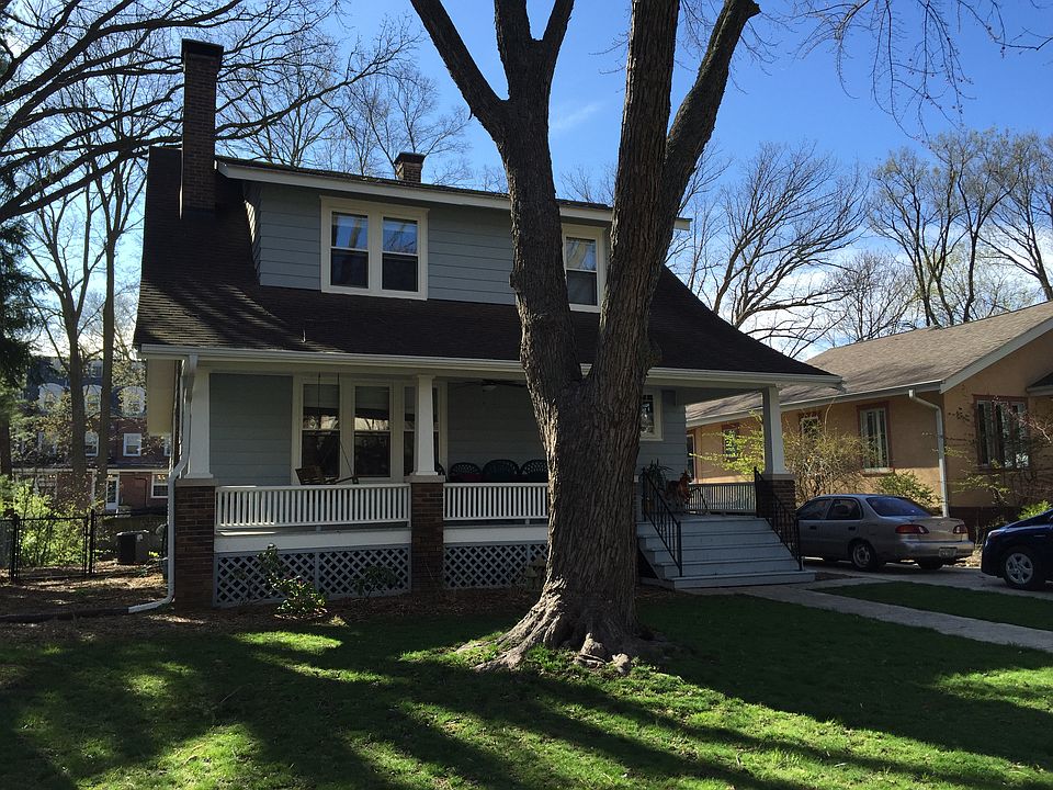 1st image of 903 N Busey Ave