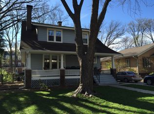 903 N Busey Ave, Urbana, IL 61801