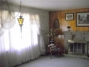 3rd image of 1300 Master St