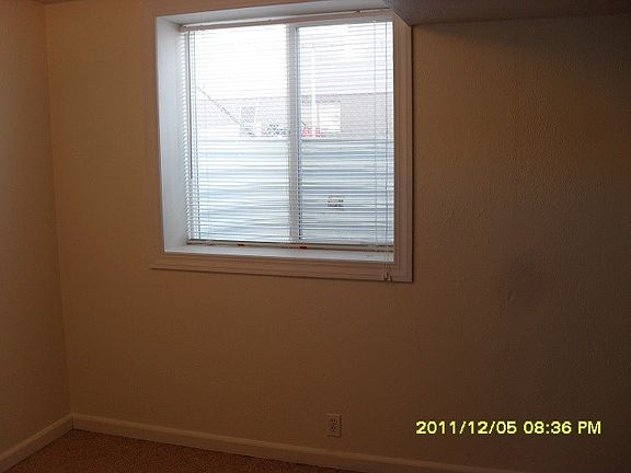 5th image of 1702 Scott St #B