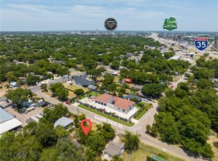 1621 S 24th St, Waco, TX 76706
