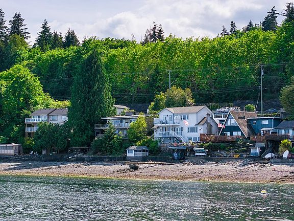 4th image of 363 Chemainus Rd