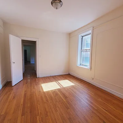 Rented by New York Residence | media 18