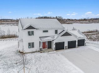 246 Wren Ct, Caledonia, MI 49316