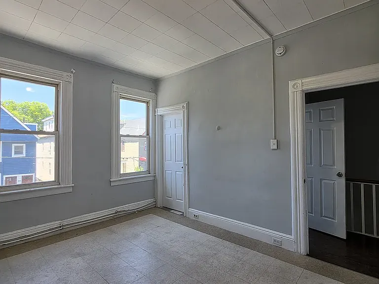 96 Brown Pl #A — Photo 24