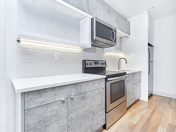5th image of 56 Frost St APT 1L