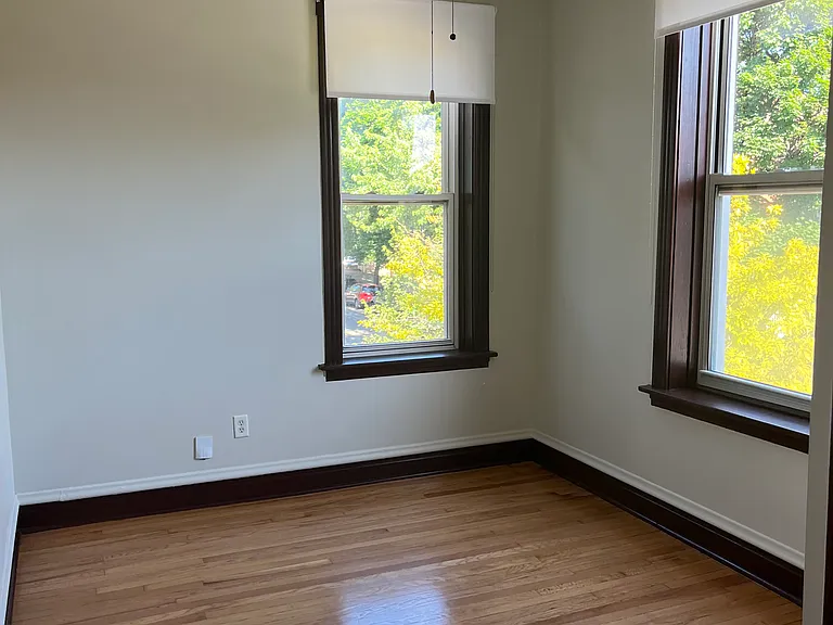 3556 W Wrightwood Ave #2F — Photo 5