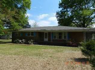 14481 Haney Dr, Laurinburg, NC 28352