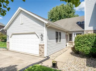 713 Bent Tree Dr, Effingham, IL 62401