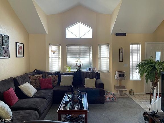 4th image of 2933 Cape Verde Ln