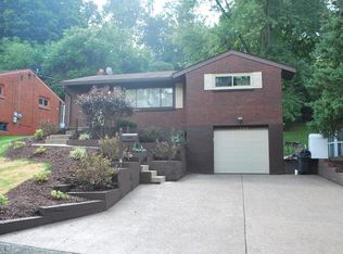 11252 Azalea Dr, Pittsburgh, PA 15235