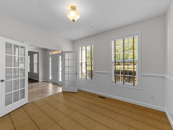 5th image of 84 Alecia Ct