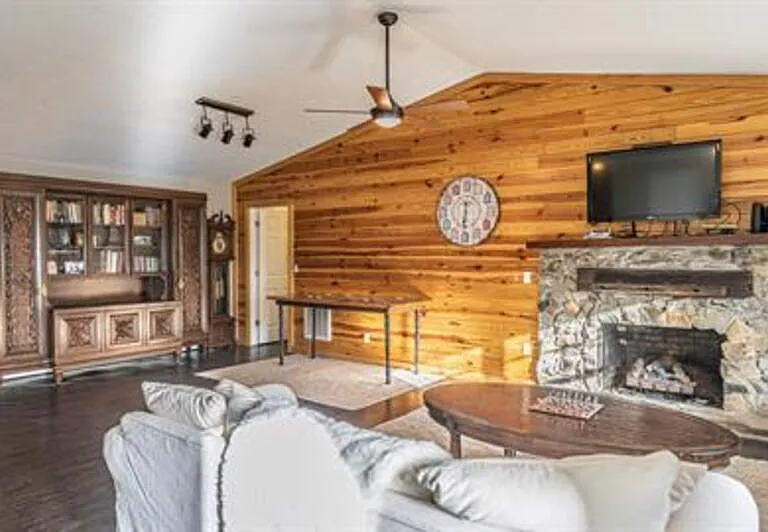 805 Barnell Dr — Photo 25