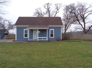 38011 W Highway Ff, Rayville, MO 64084