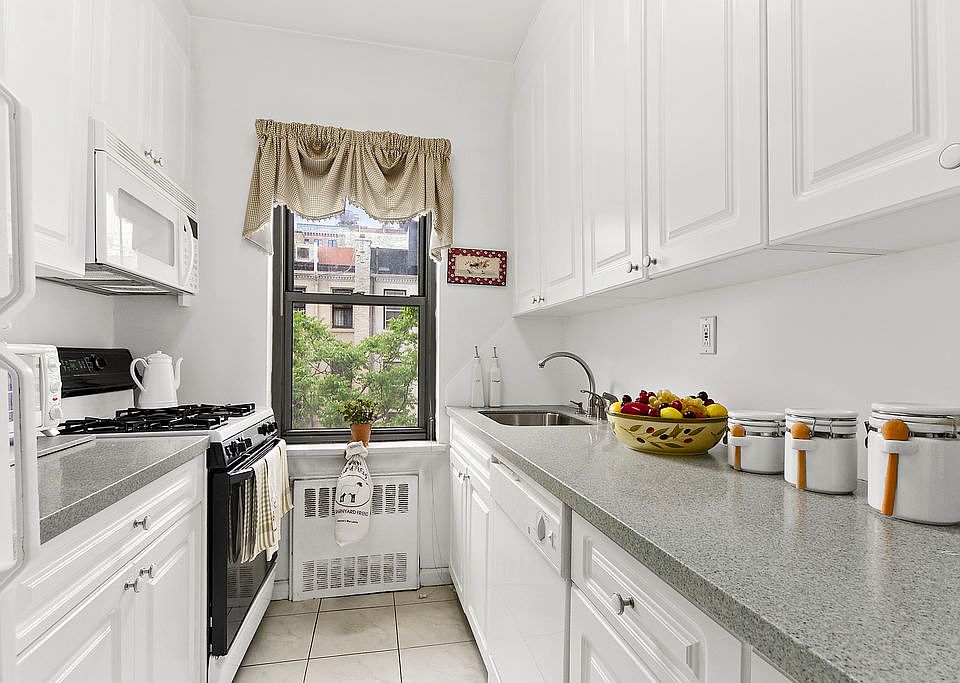 1st image of 605 Park Ave APT 5G
