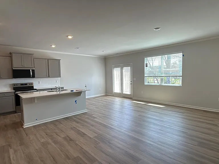 126 Hughes Place Dr — Photo 8