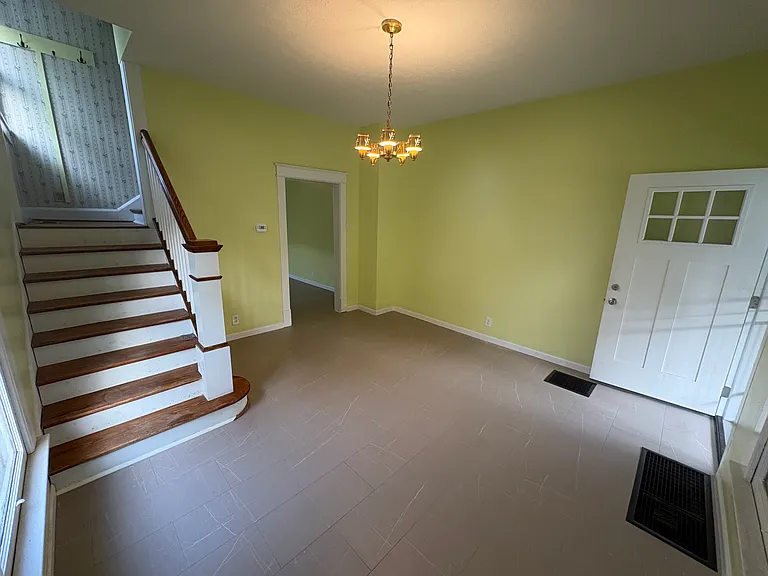 1017 S Pershing Ave #1017 — Photo 2