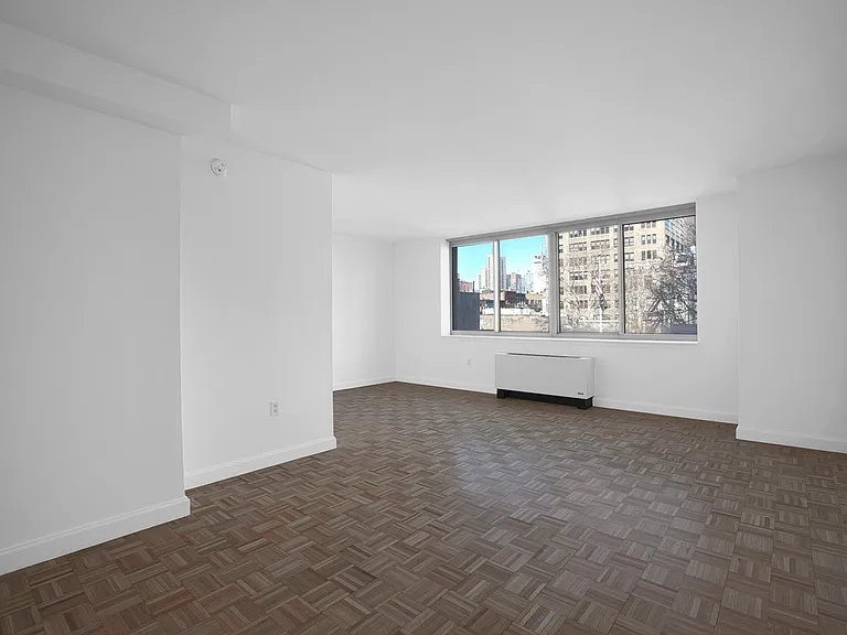 360 W 43rd St #N5F — Photo 5