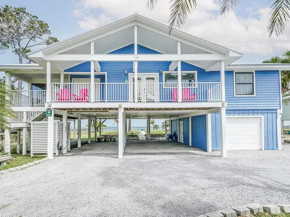 7124 Leeward St, Port Saint Joe, FL 32456