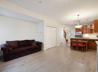 5211 Irmin St #206, Burnaby, BC V5J 0C9