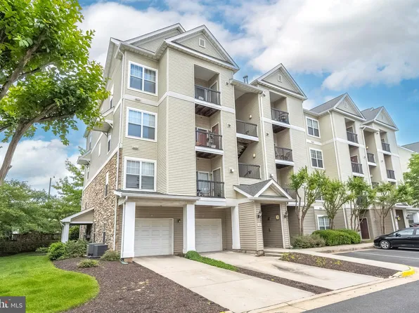 5115 Travis Edward Way, Centreville, VA 20120