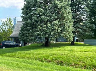 5 Maltby Ct, Galena, IL 61036