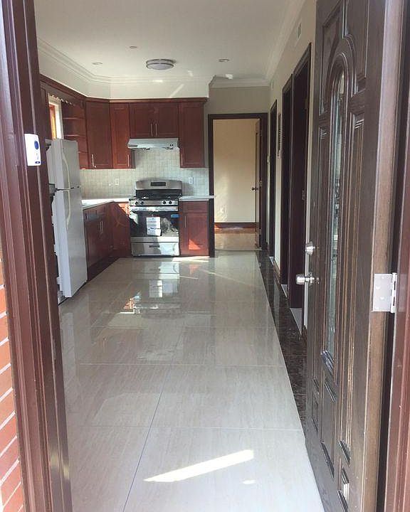 2nd image of 14526 24th Ave