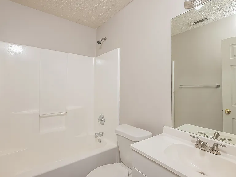 350 Mary Alice Dr — Photo 3